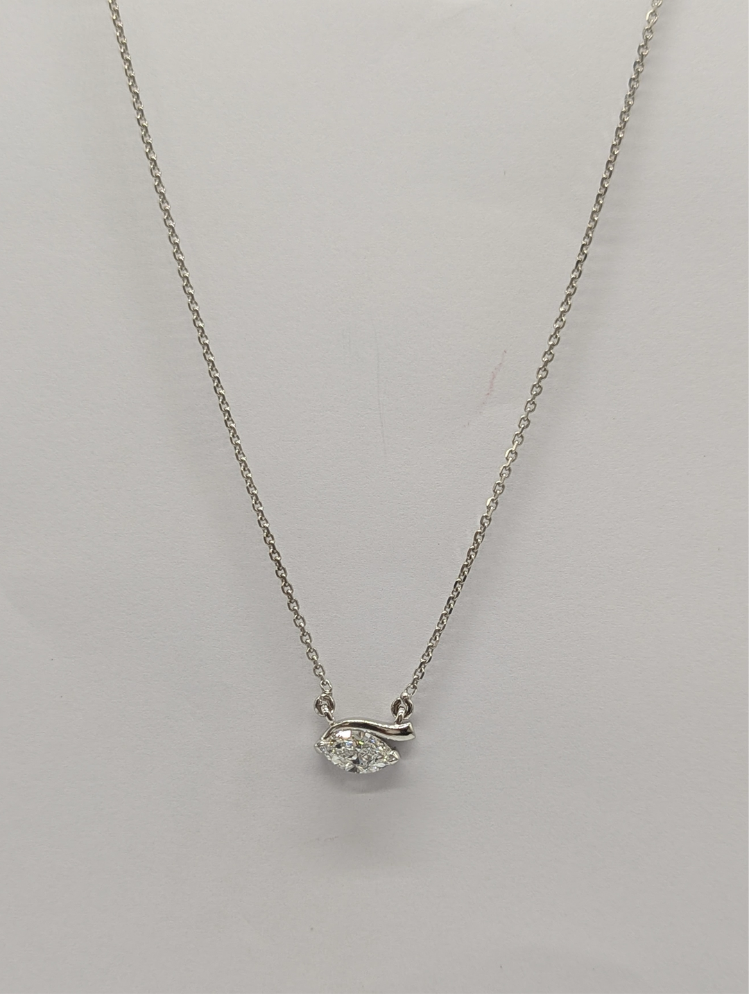 DIAMOND NECKLACE