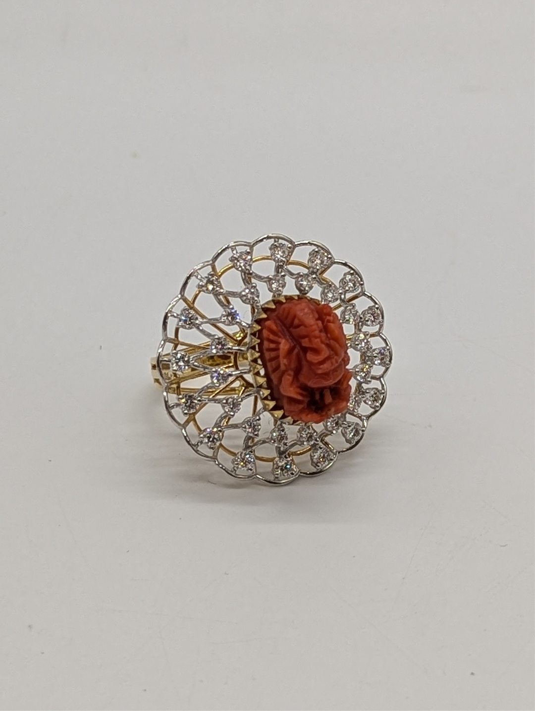DIAMOND RING