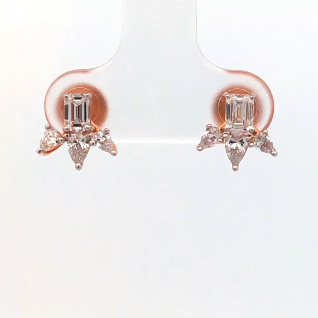 DIAMOND EARRING
