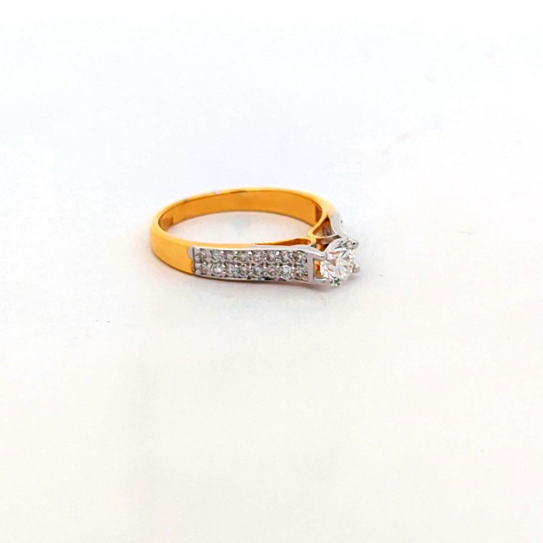 DIAMOND RING
