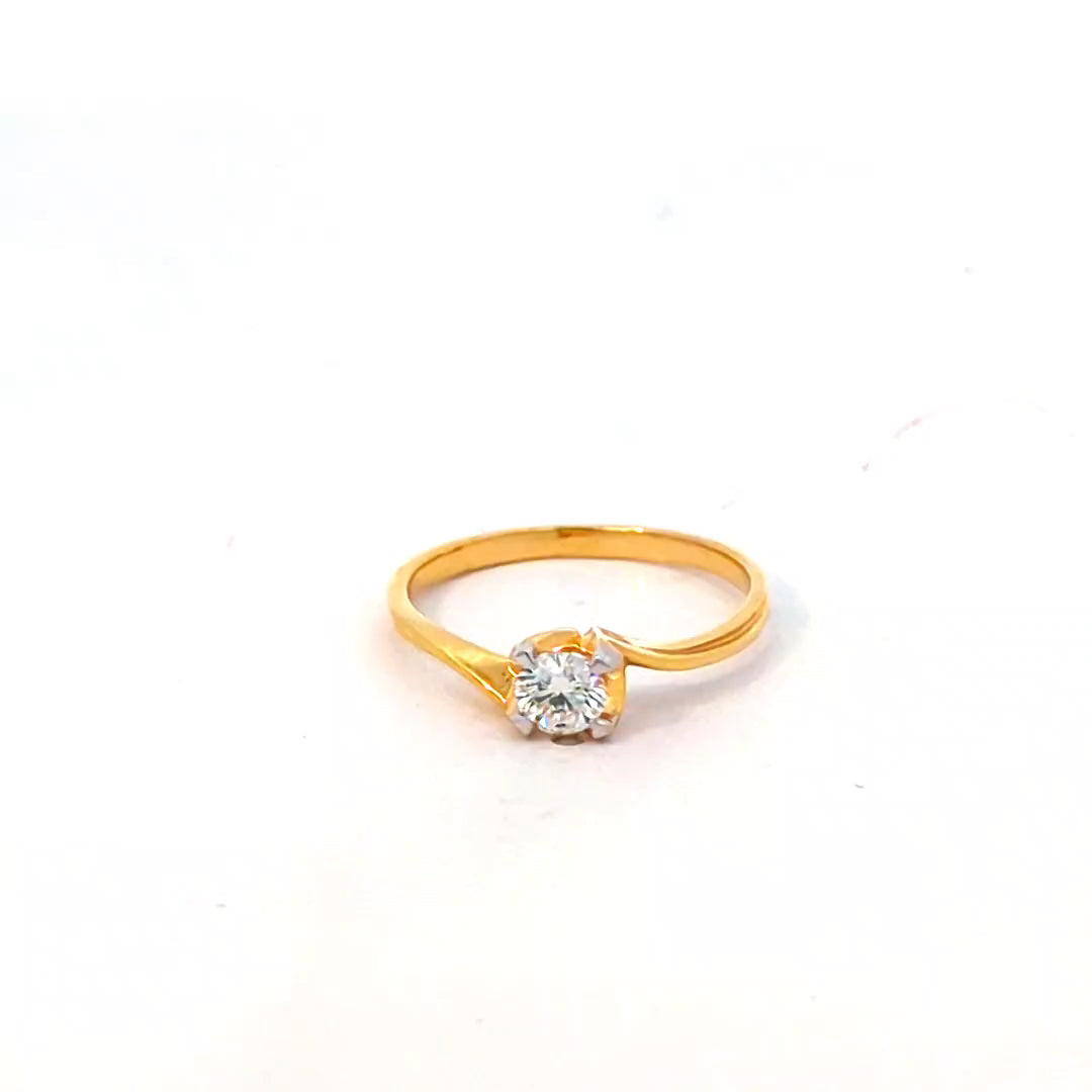 DIAMOND RING