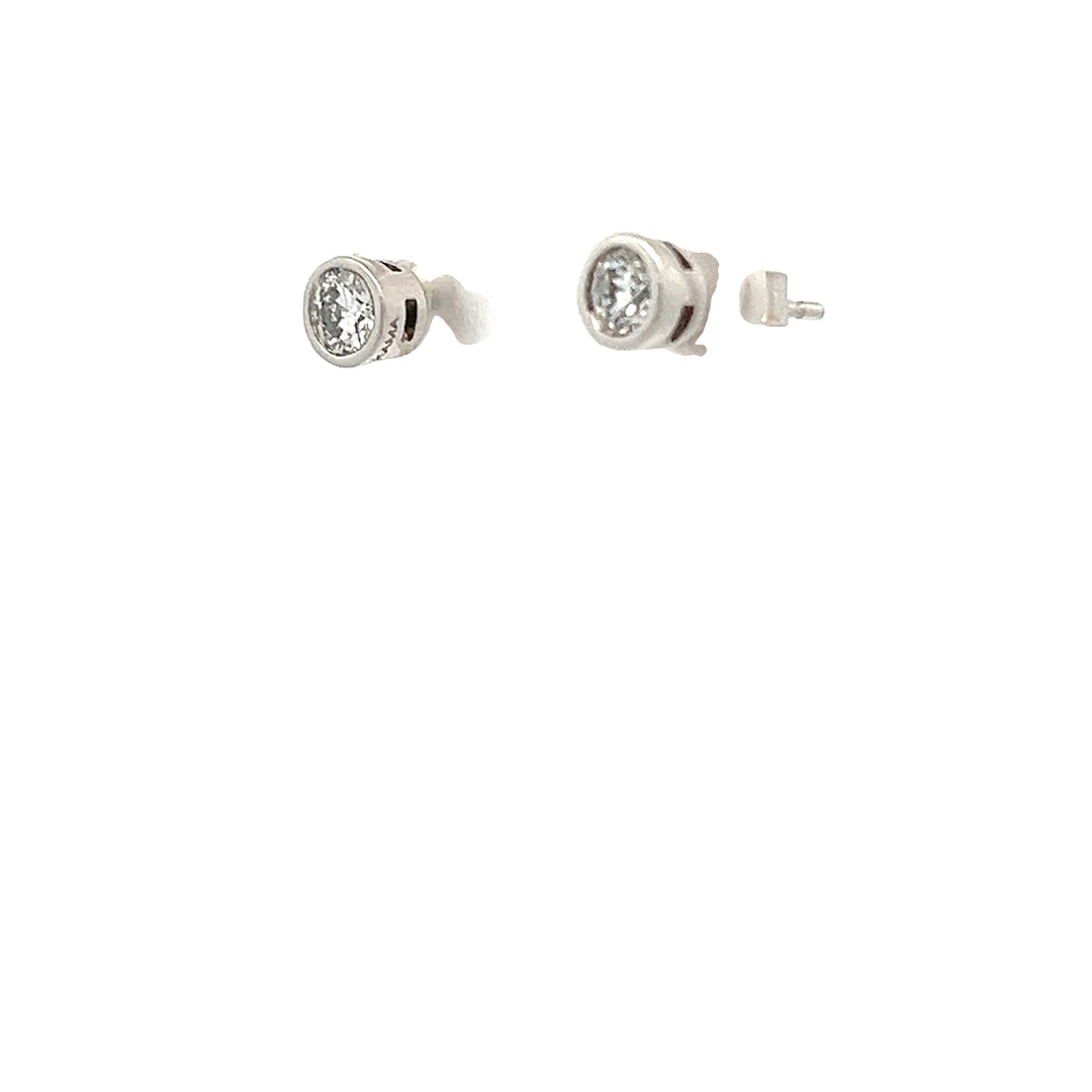 DIAMOND EARRING