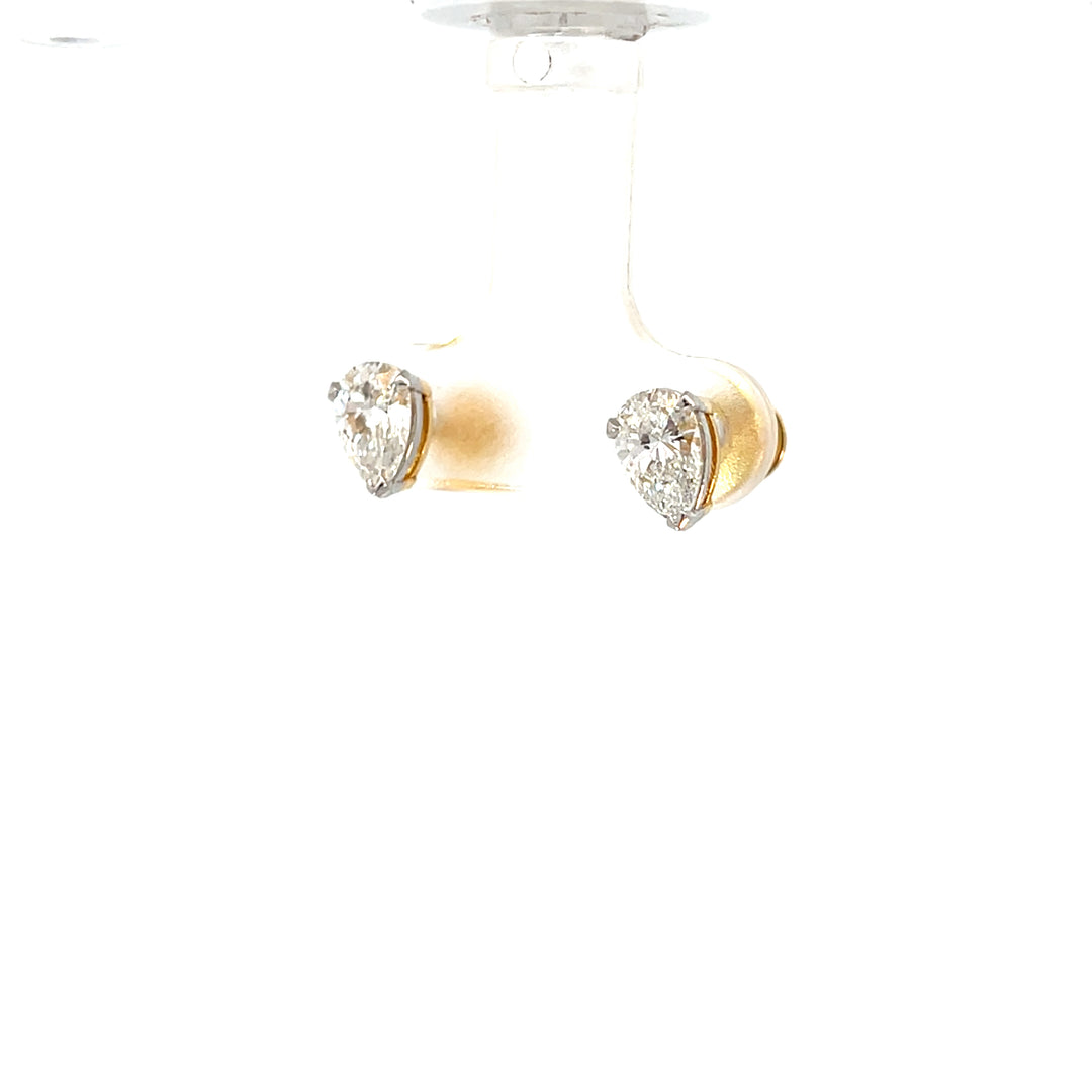 DIAMOND EARRRING