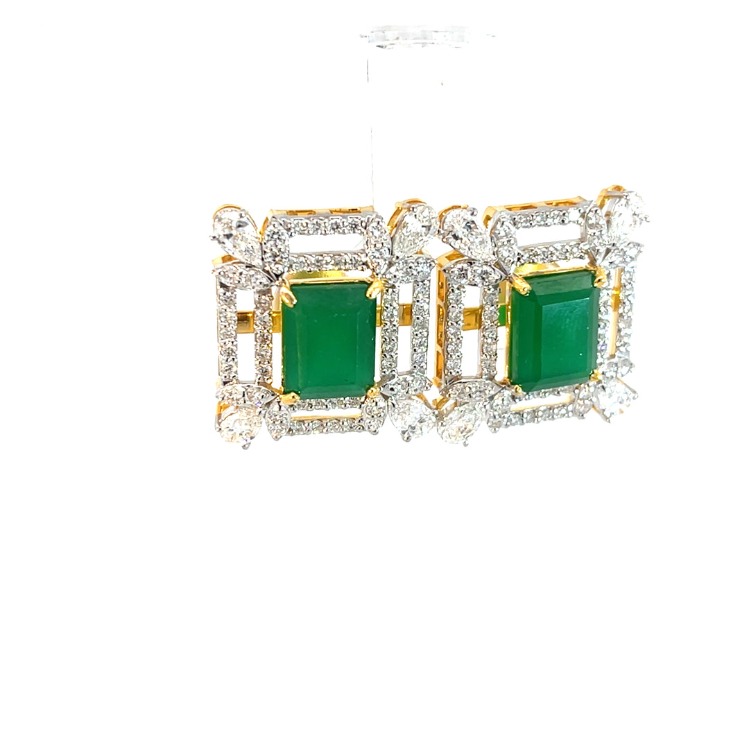 DIAMOND EARRING