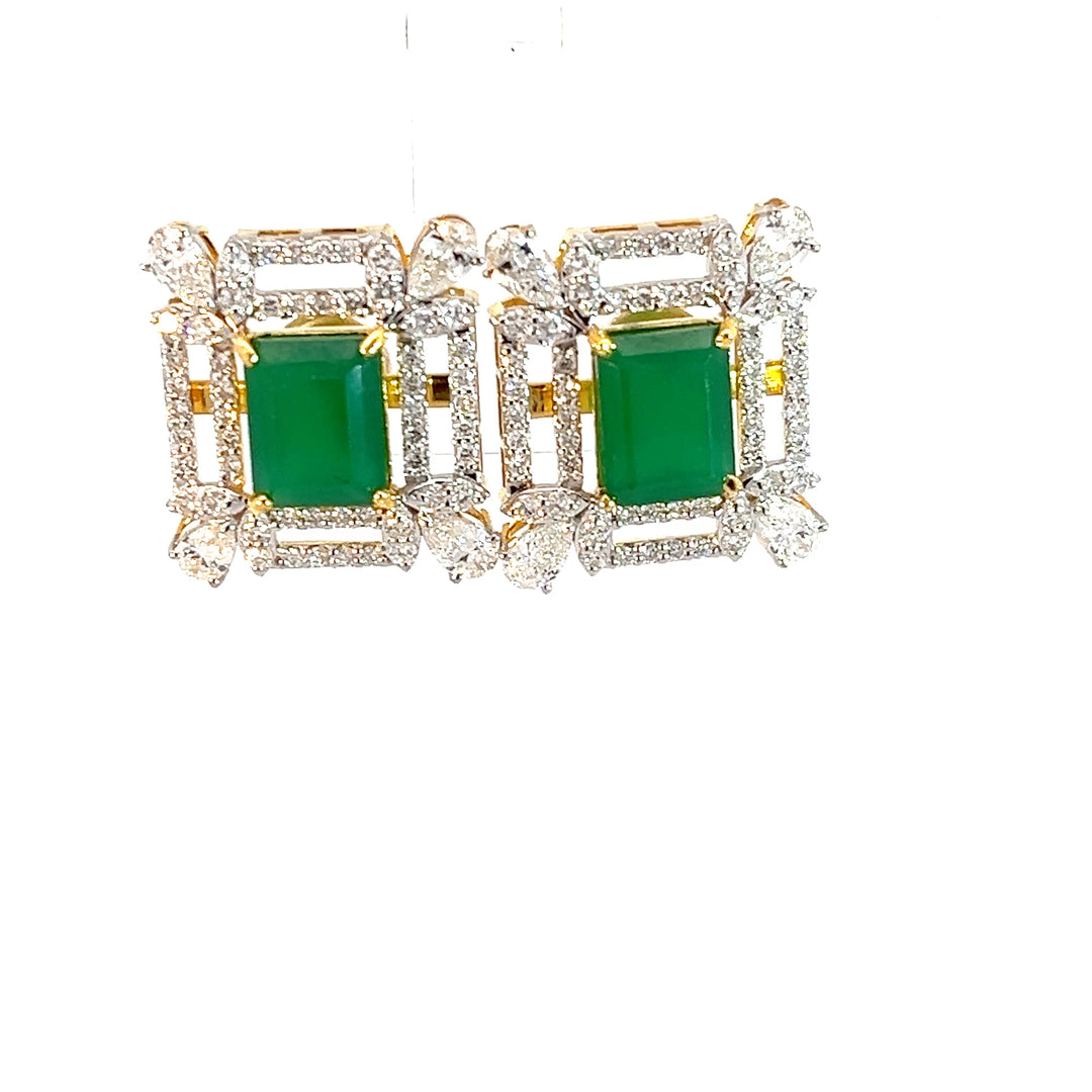 DIAMOND EARRING