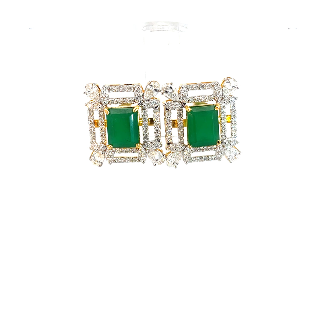 DIAMOND EARRING