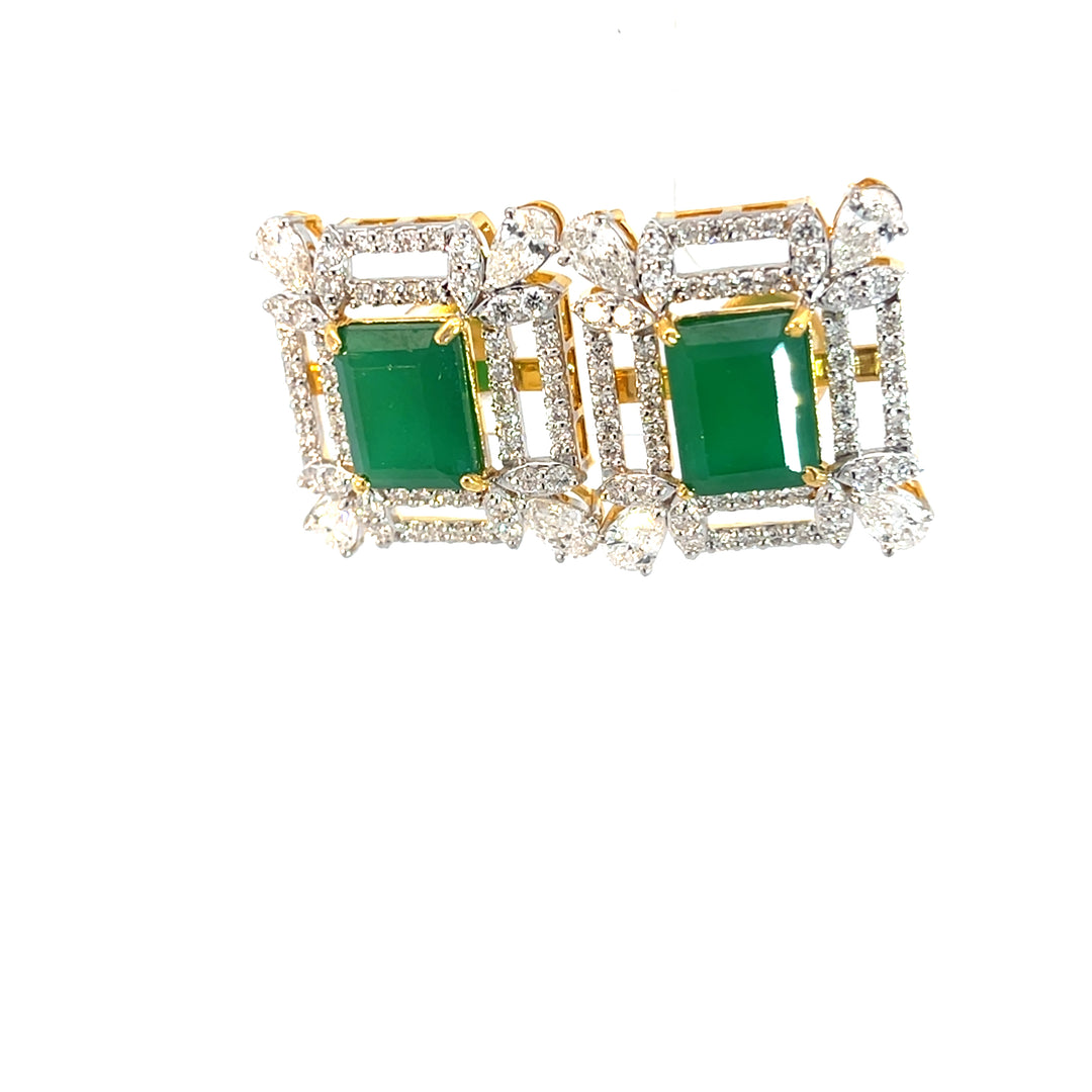 DIAMOND EARRING
