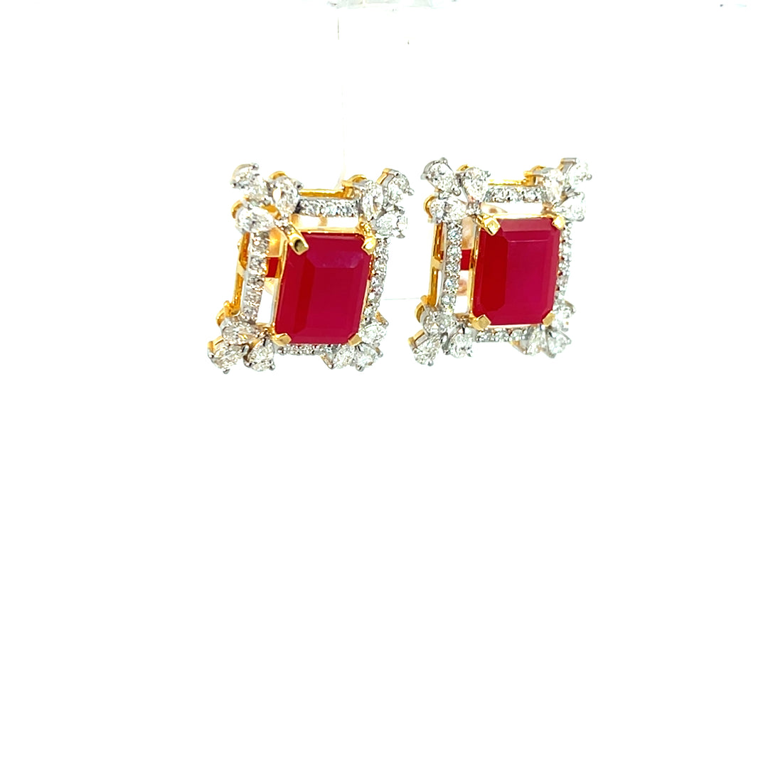DIAMOND EARRING