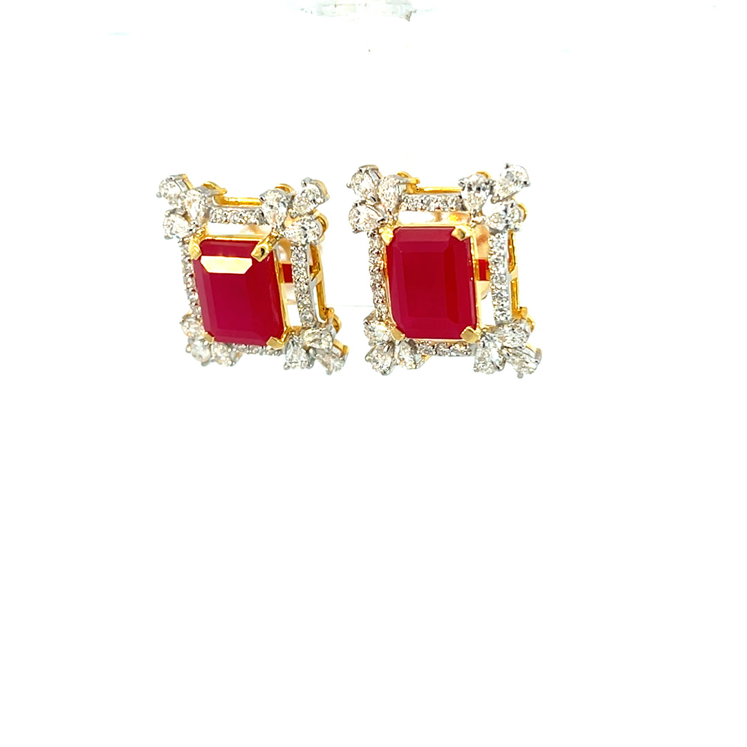 DIAMOND EARRING