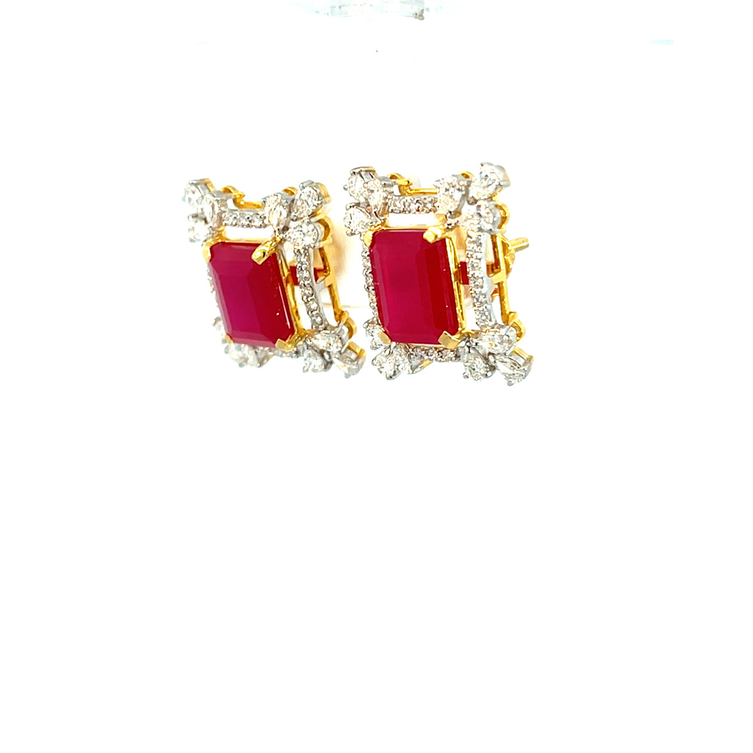 DIAMOND EARRING