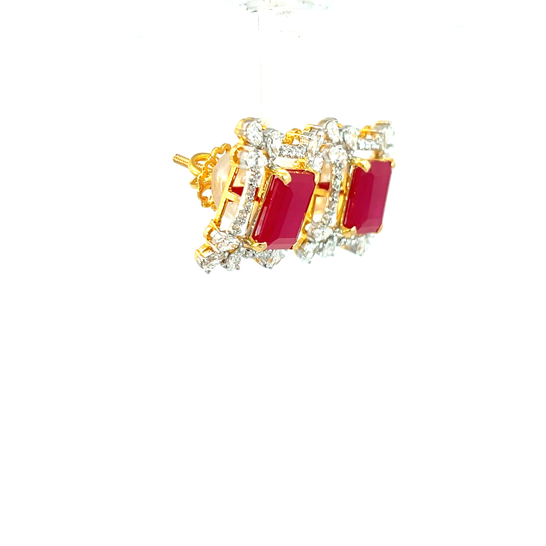DIAMOND EARRING