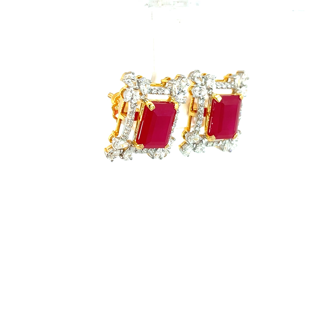 DIAMOND EARRING