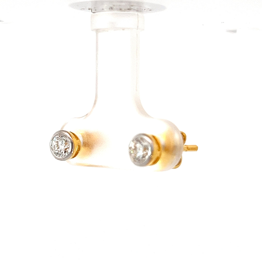DIAMOND EARRING