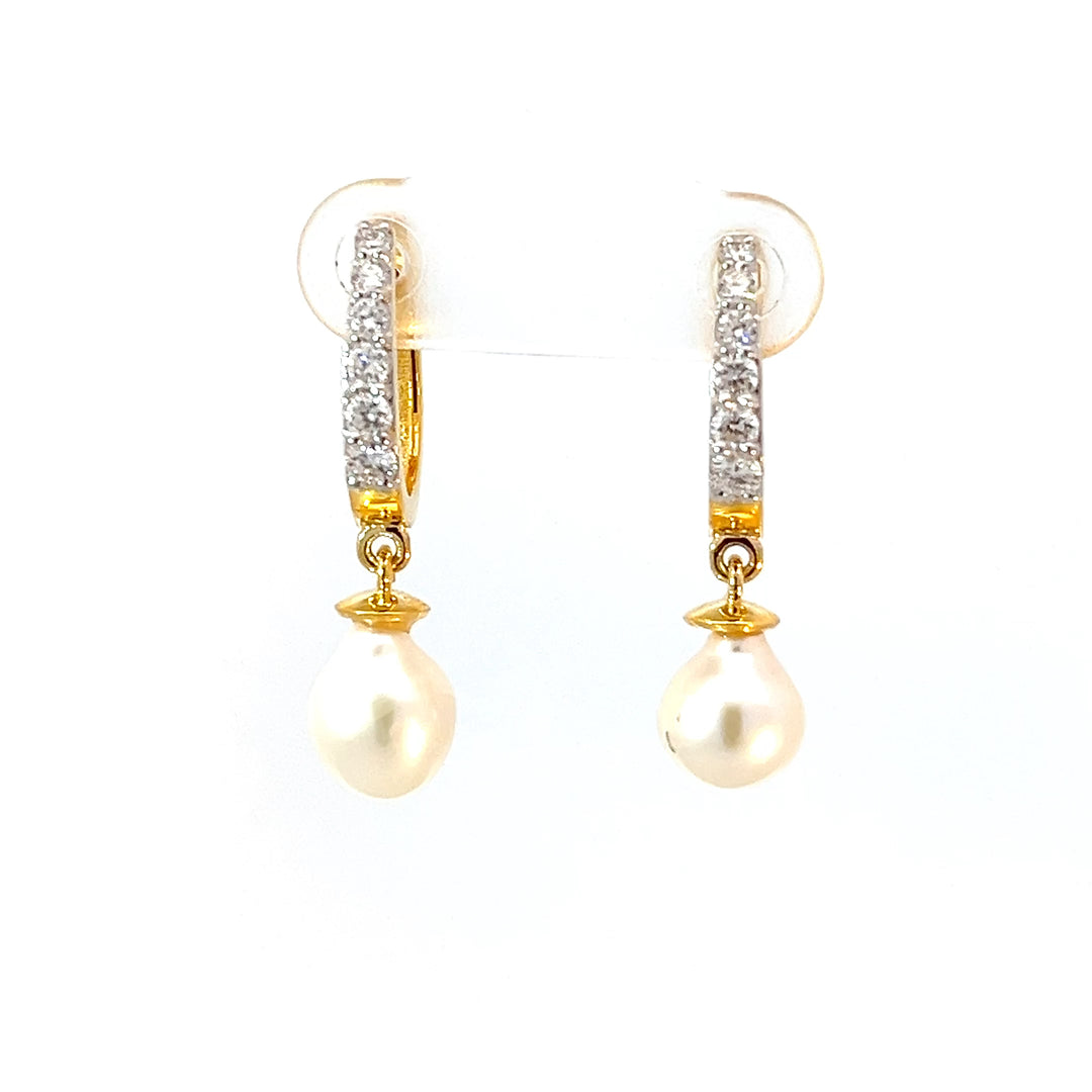 DIAMOND EARRING