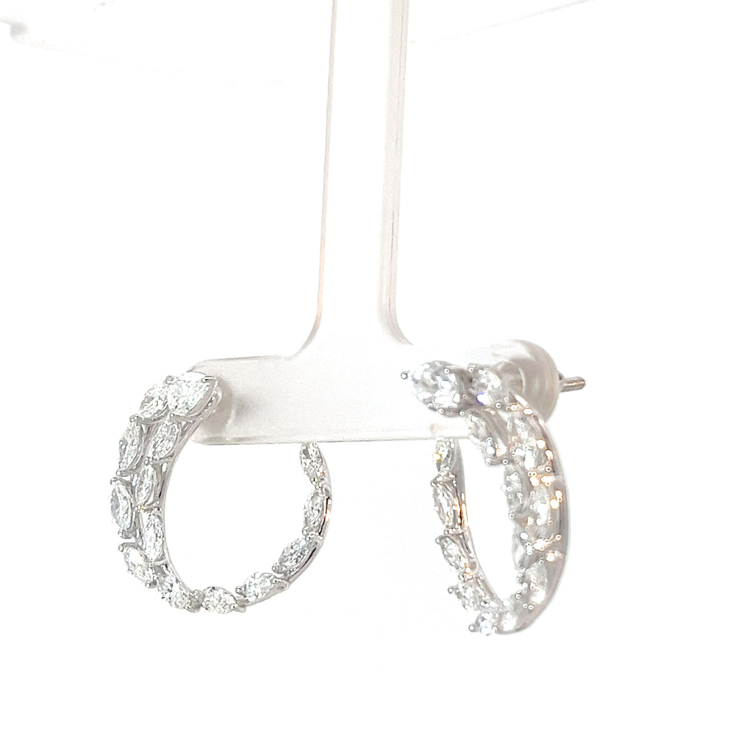DIAMOND EARRING
