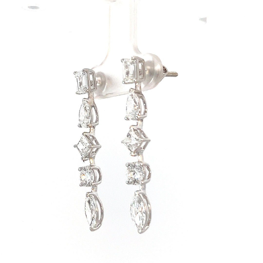 DIAMOND EARRING