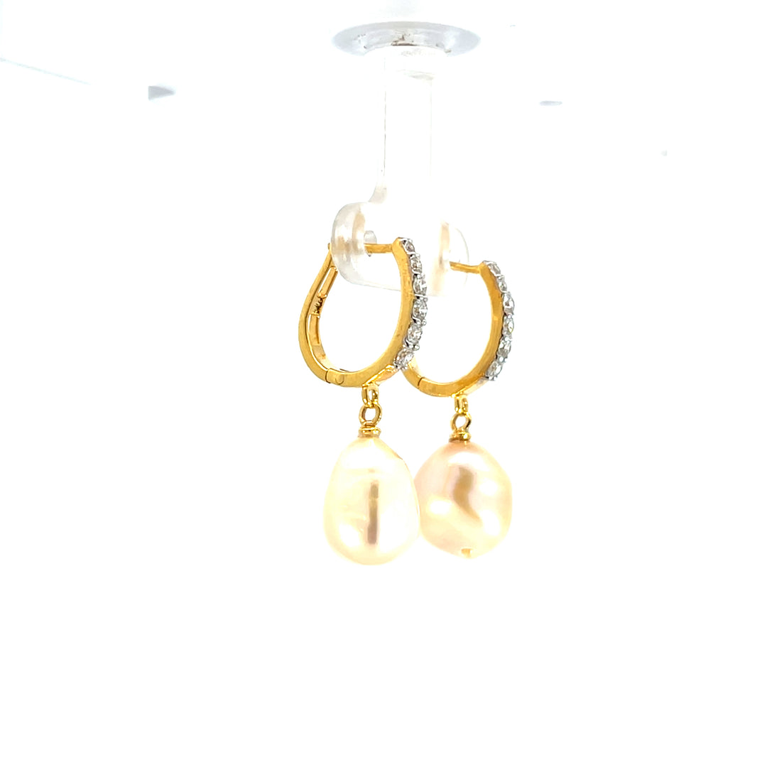 DIAMOND EARRING