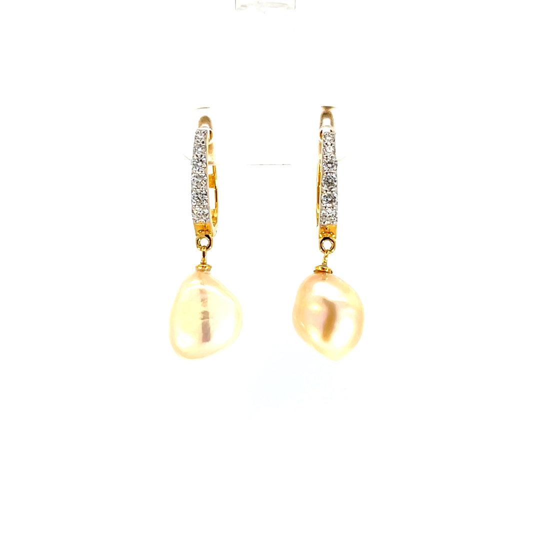 DIAMOND EARRING