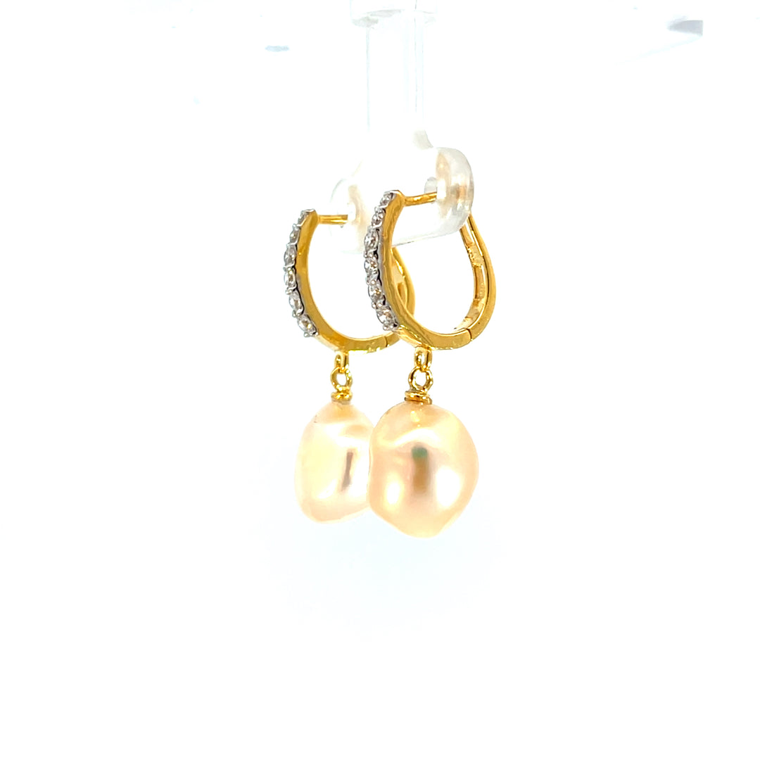 DIAMOND EARRING
