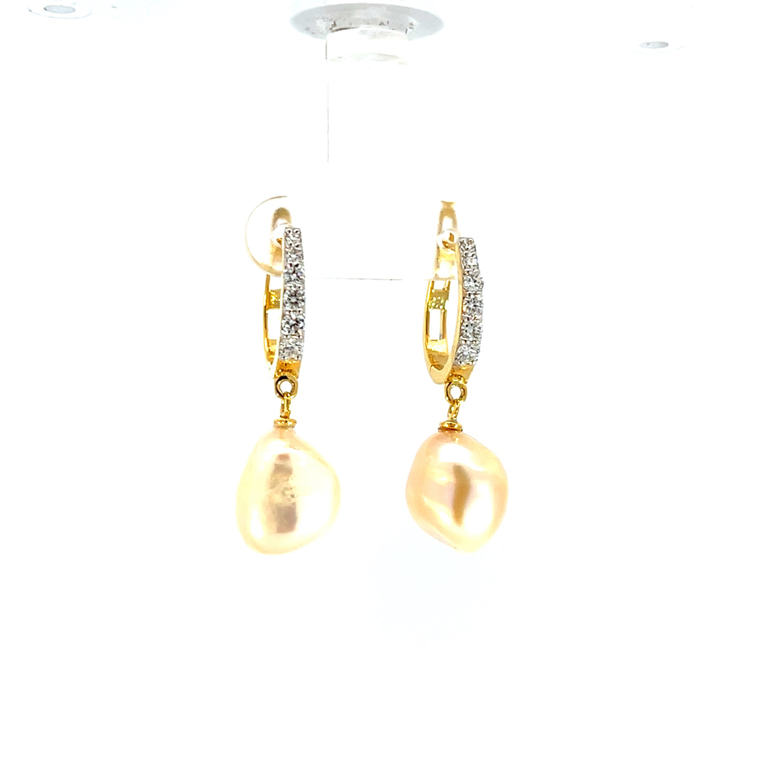 DIAMOND EARRING