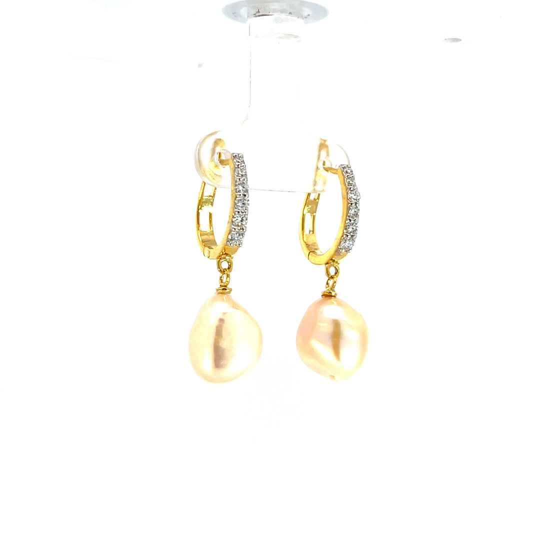 DIAMOND EARRING