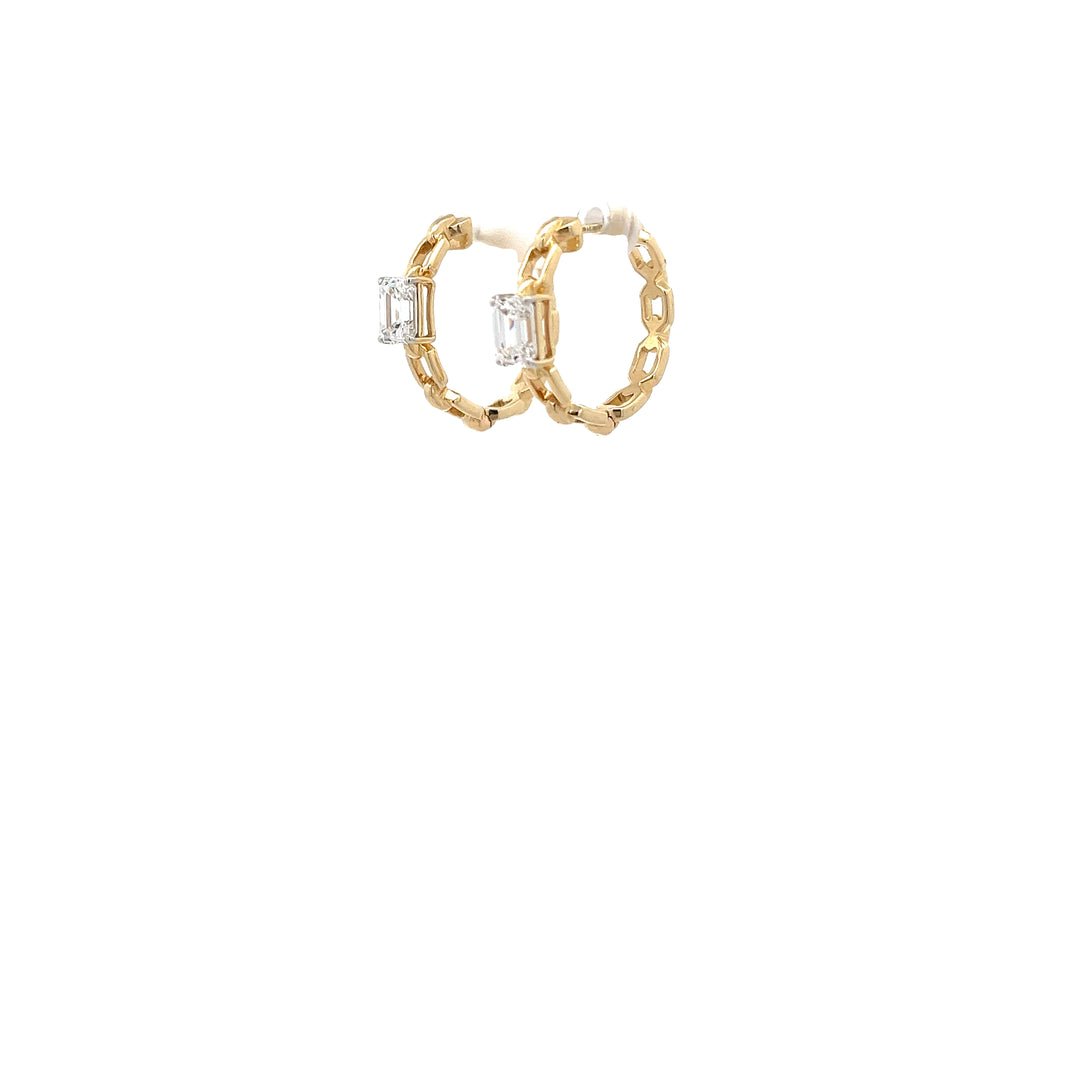 DIAMOND EARRING