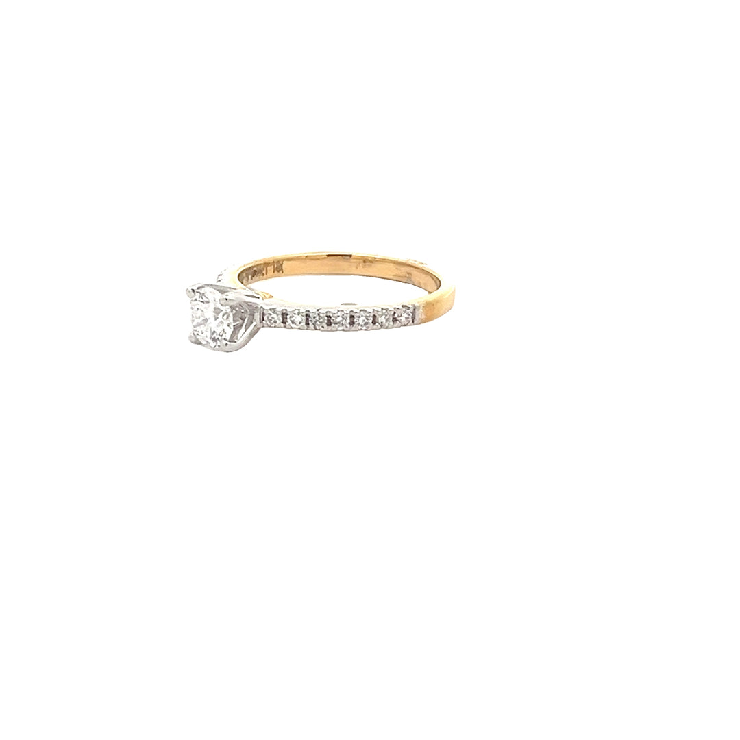 DIAMOND RING