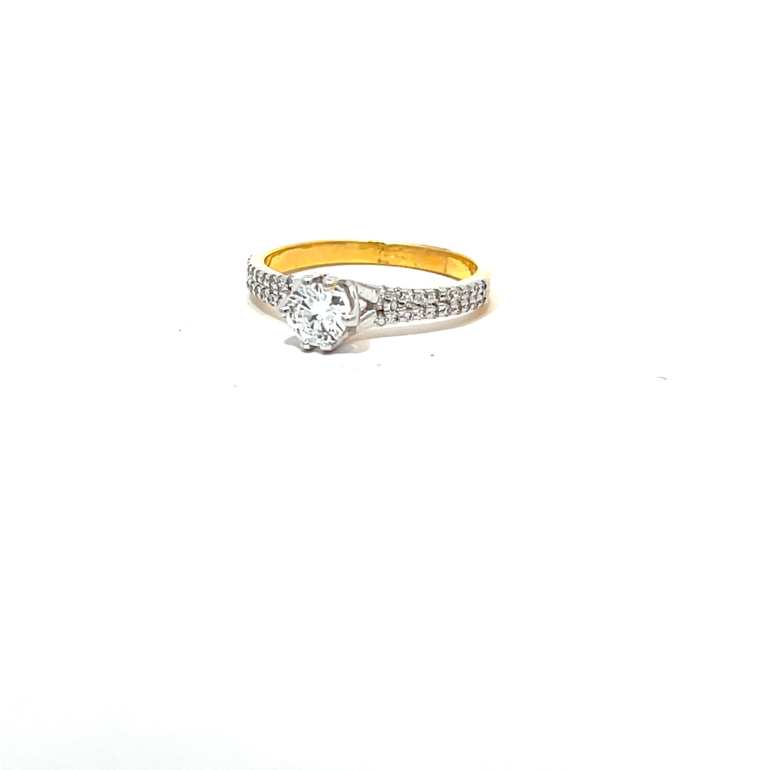 DIAMOND RING