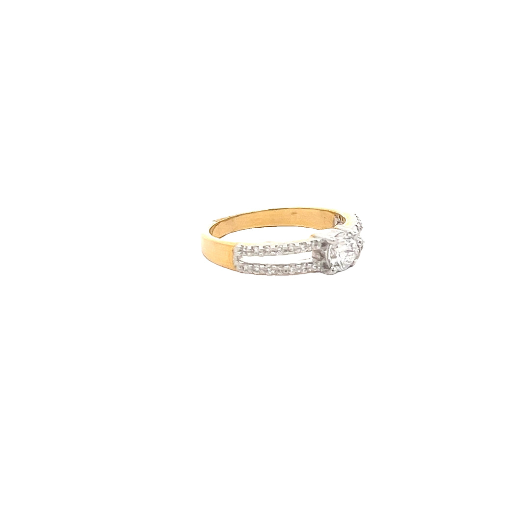 DIAMOND RING