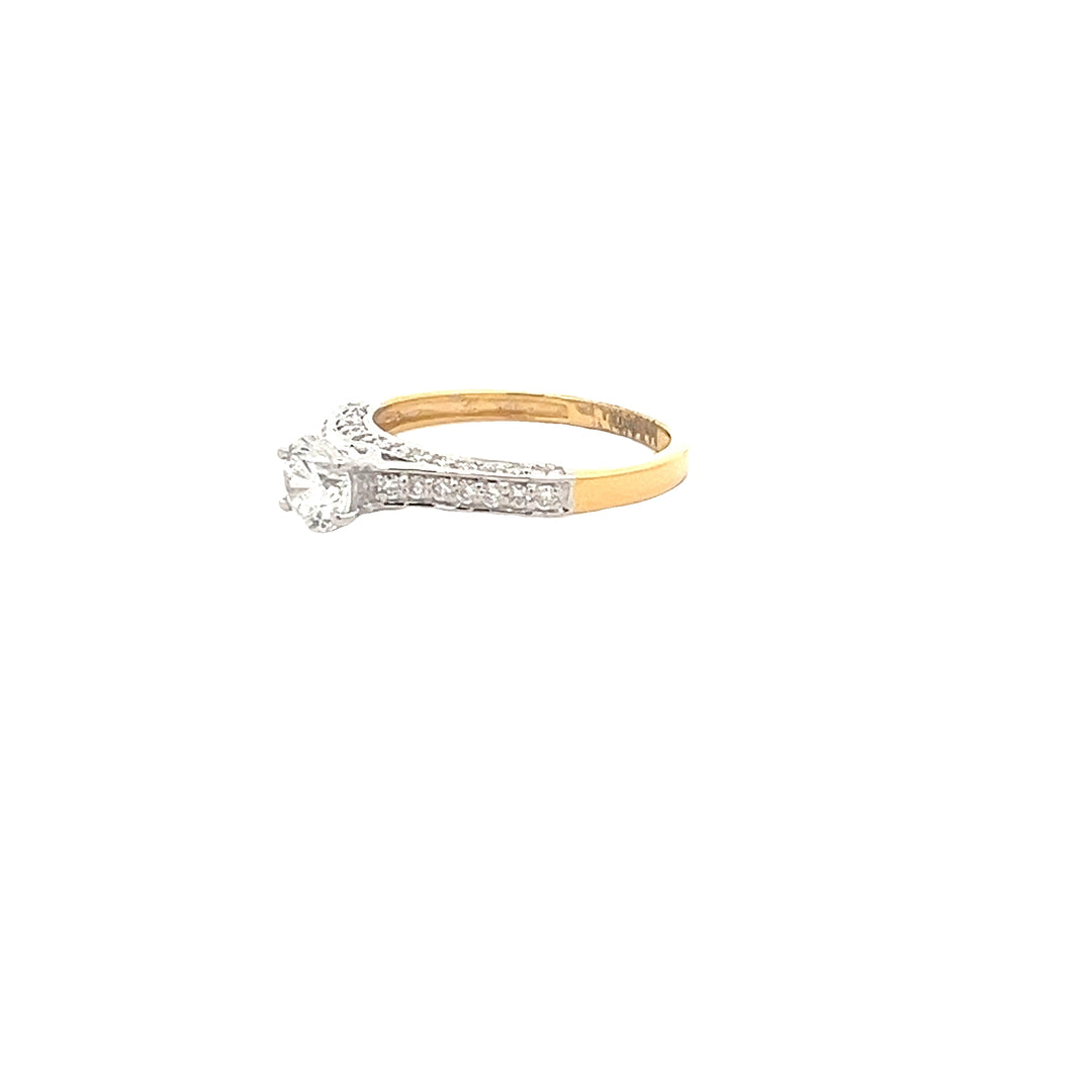 DIAMOND RING