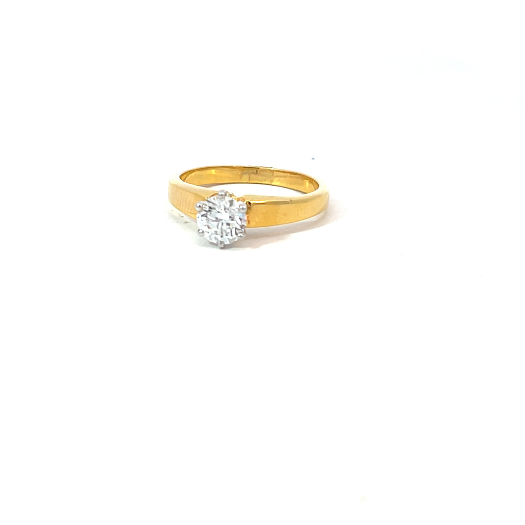 DIAMOND RING