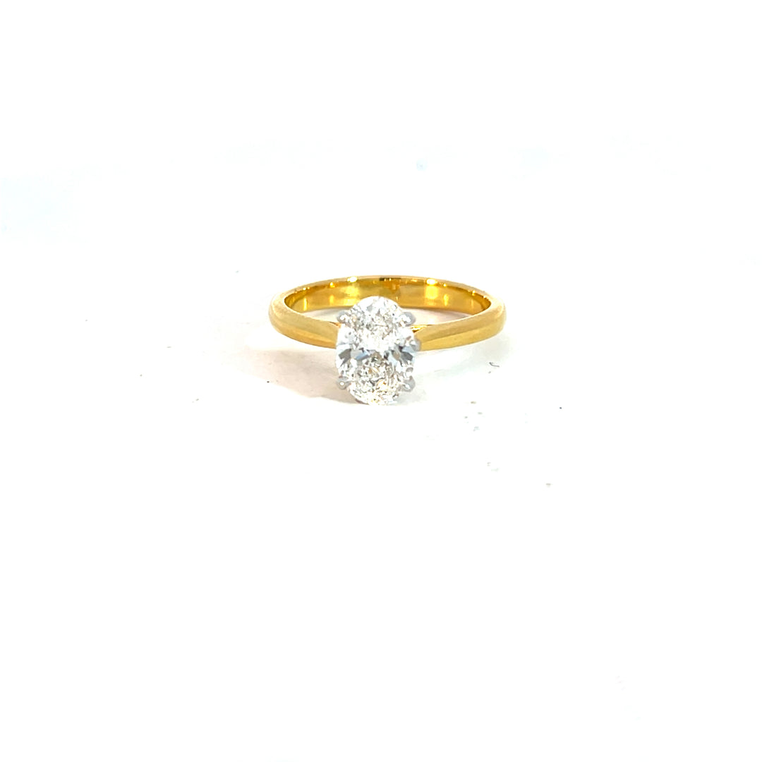 DIAMOND RING