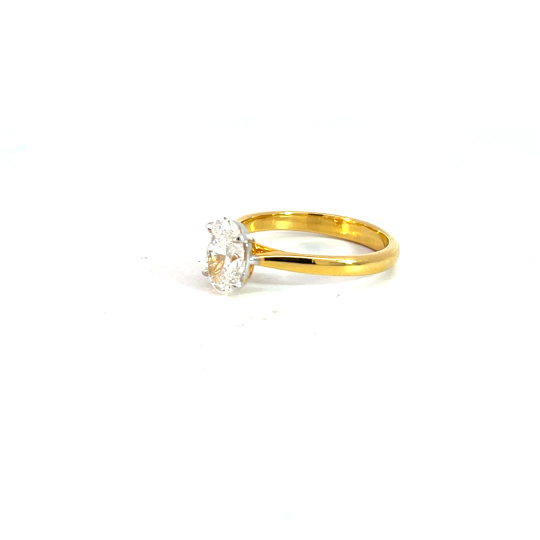 DIAMOND RING