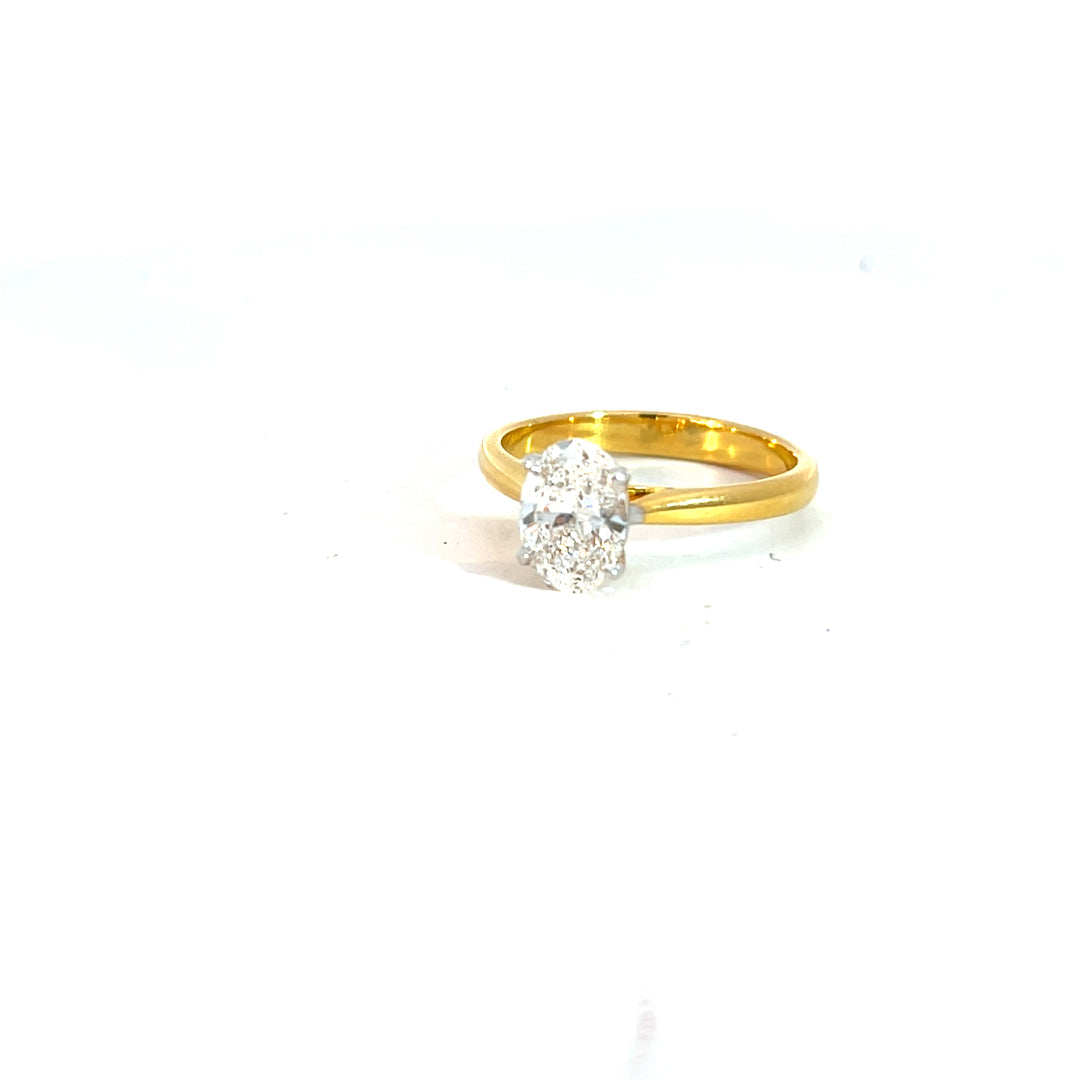DIAMOND RING