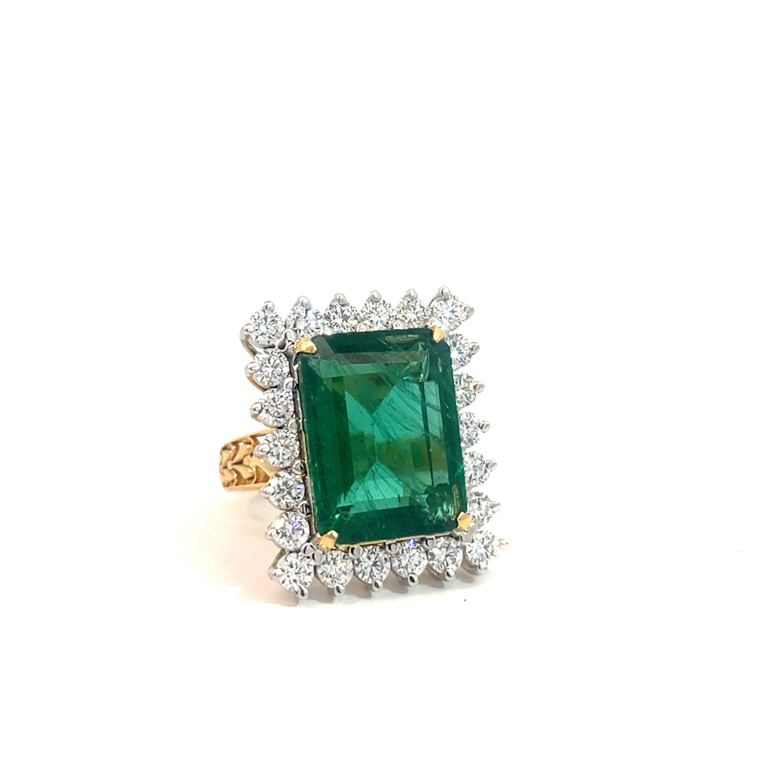 DIAMOND RING