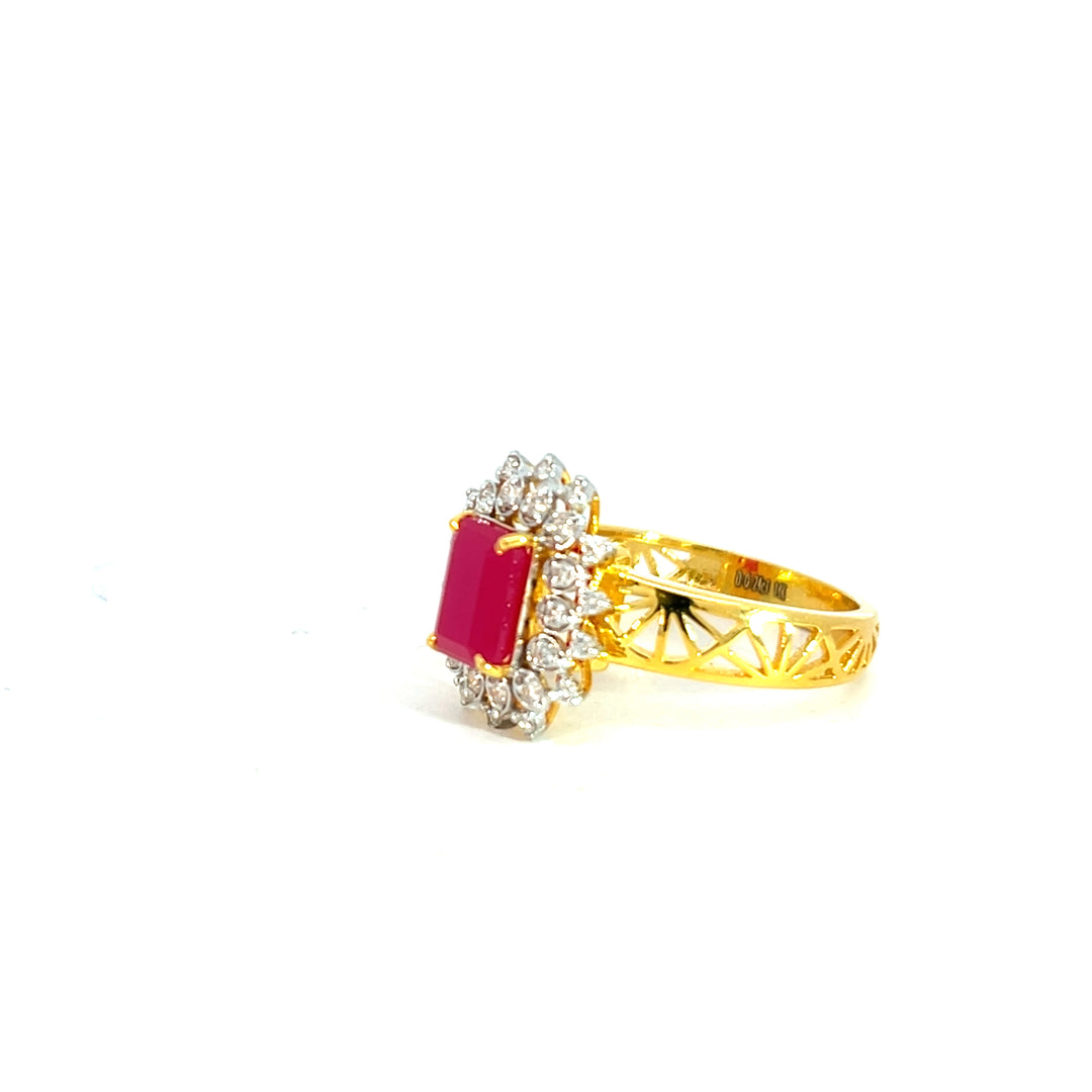 DIAMOND RING