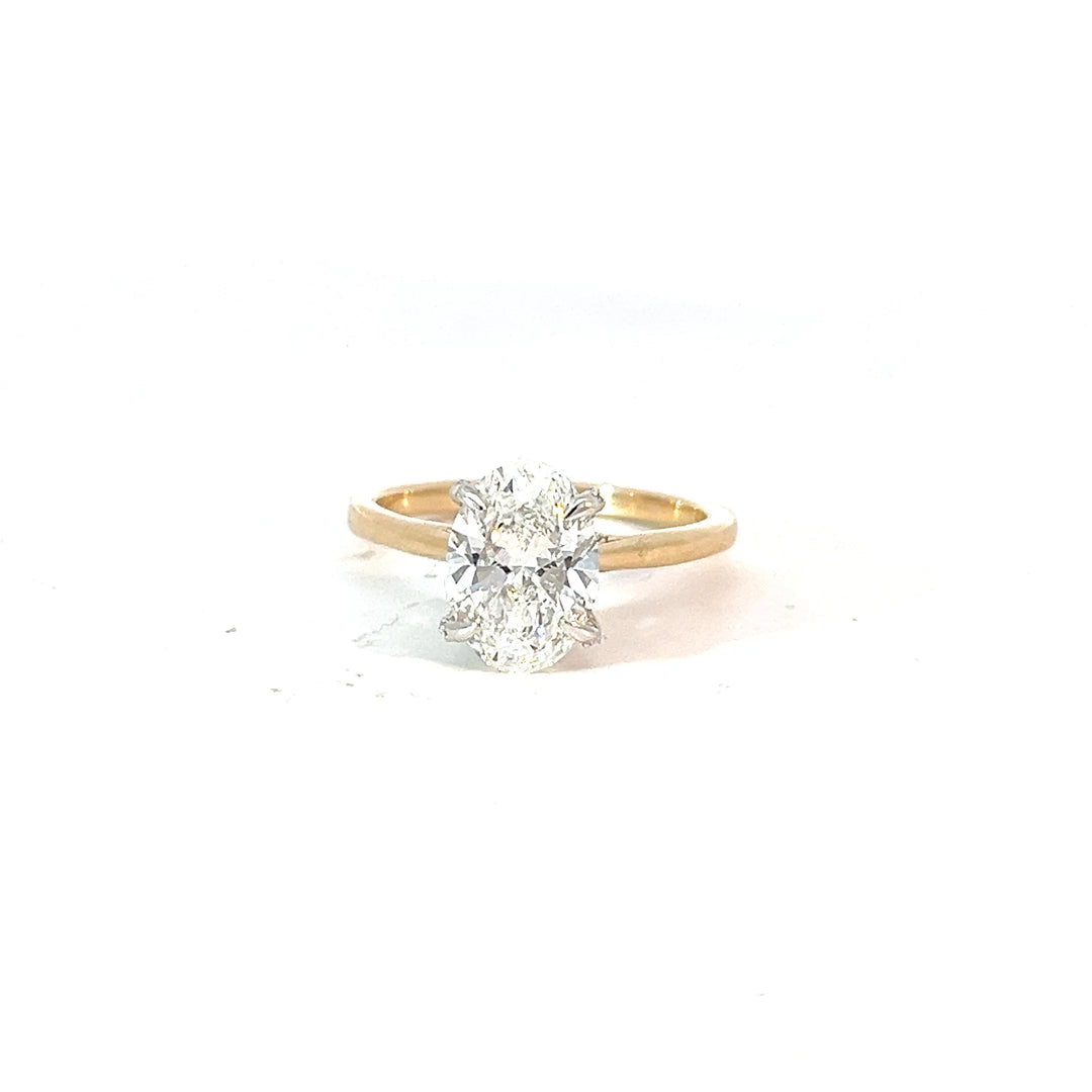DIAMOND RING