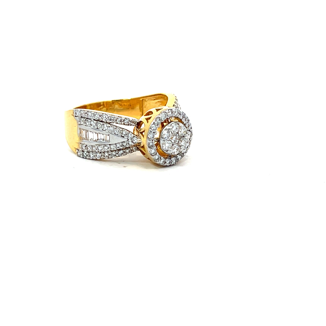 DIAMOND RING