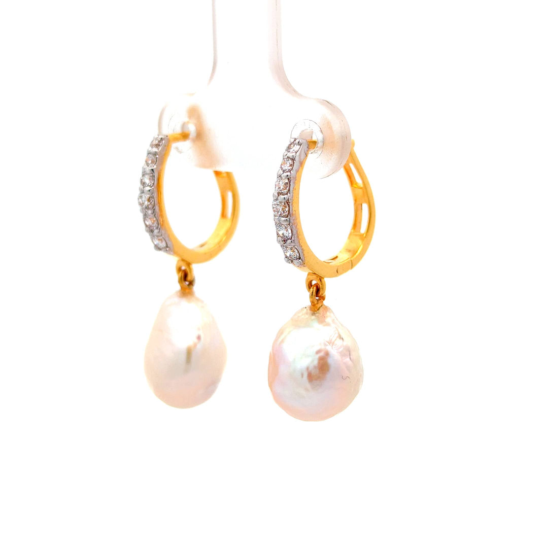 DIAMOND EARRING