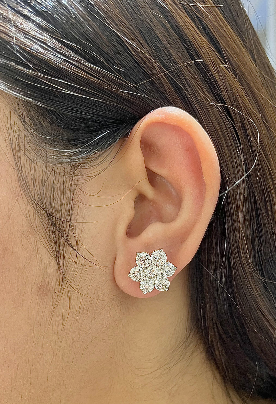 DIAMOND EARRING