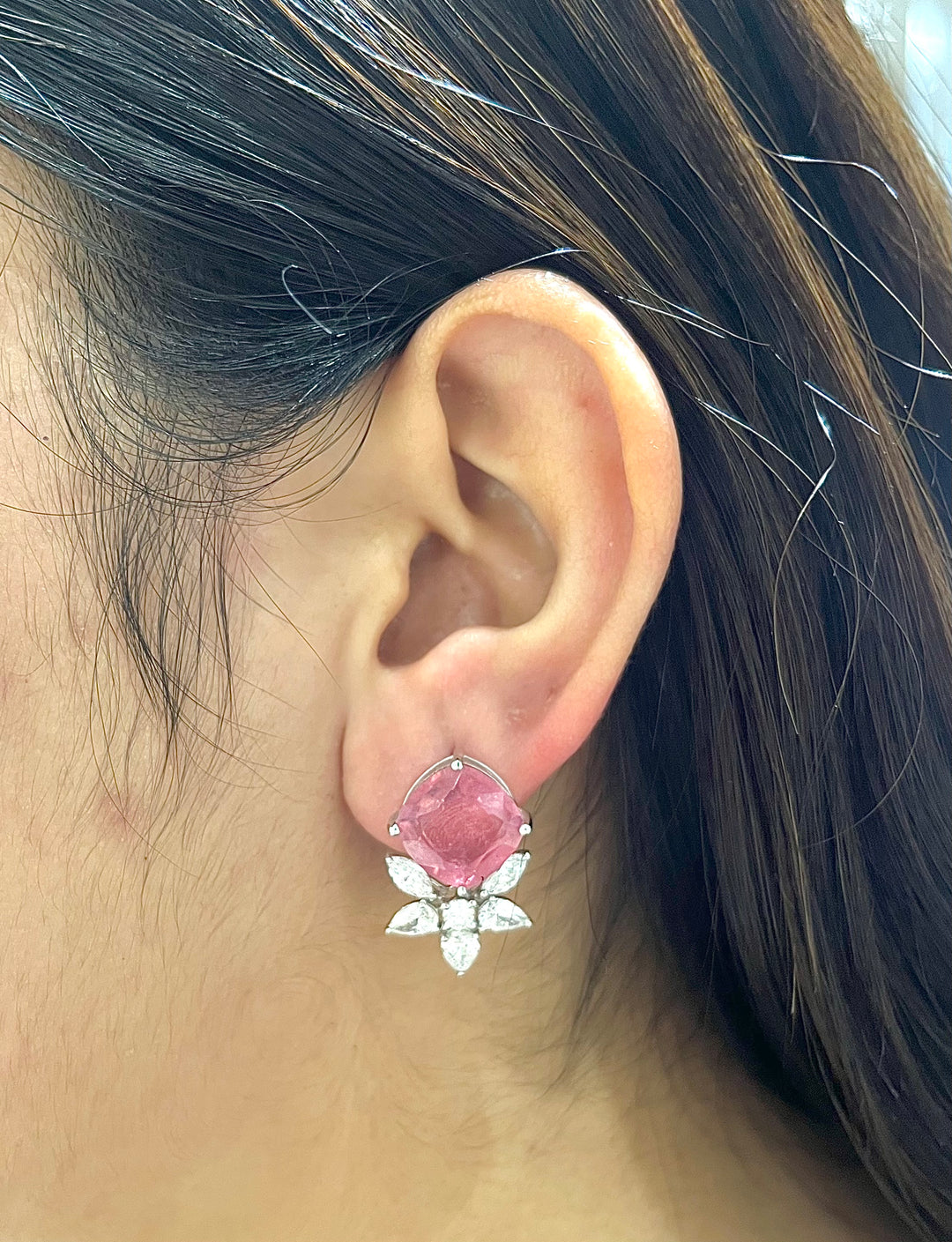 DIAMOND EARRING