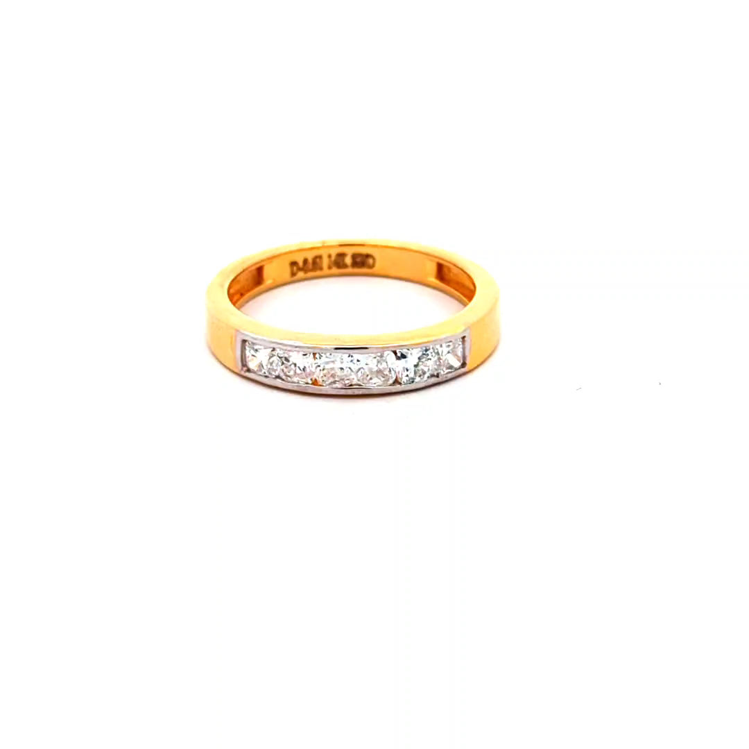 DIAMOND RING