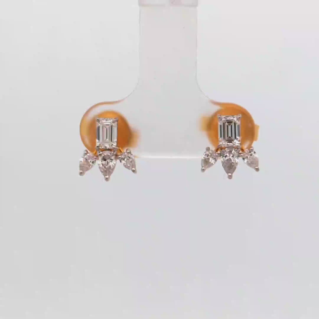 DIAMOND EARRING