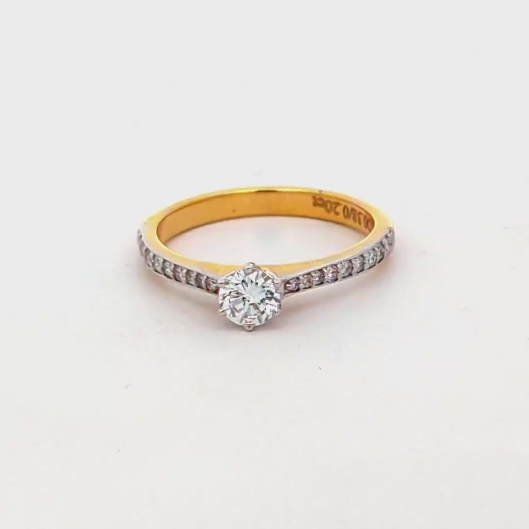 DIAMOND RING