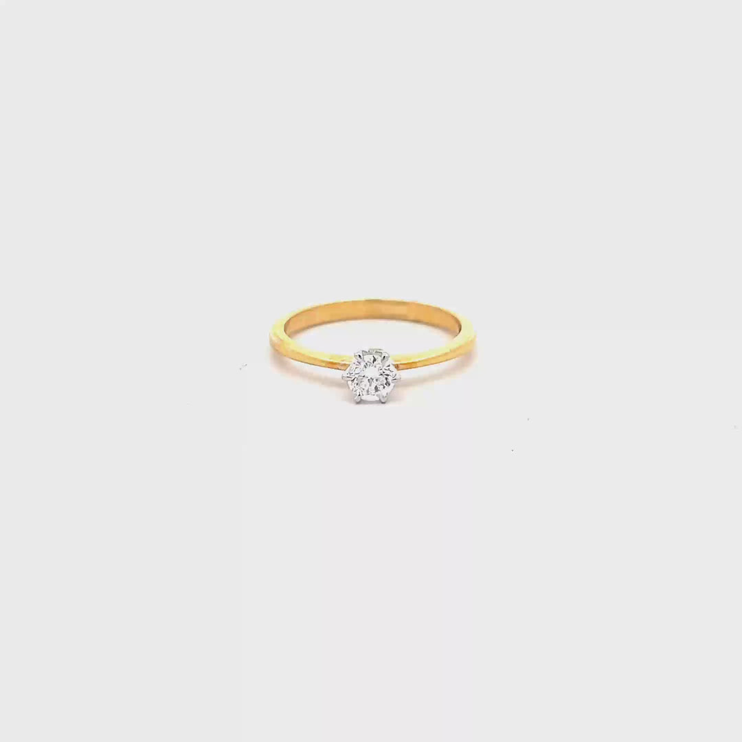 DIAMOND RING