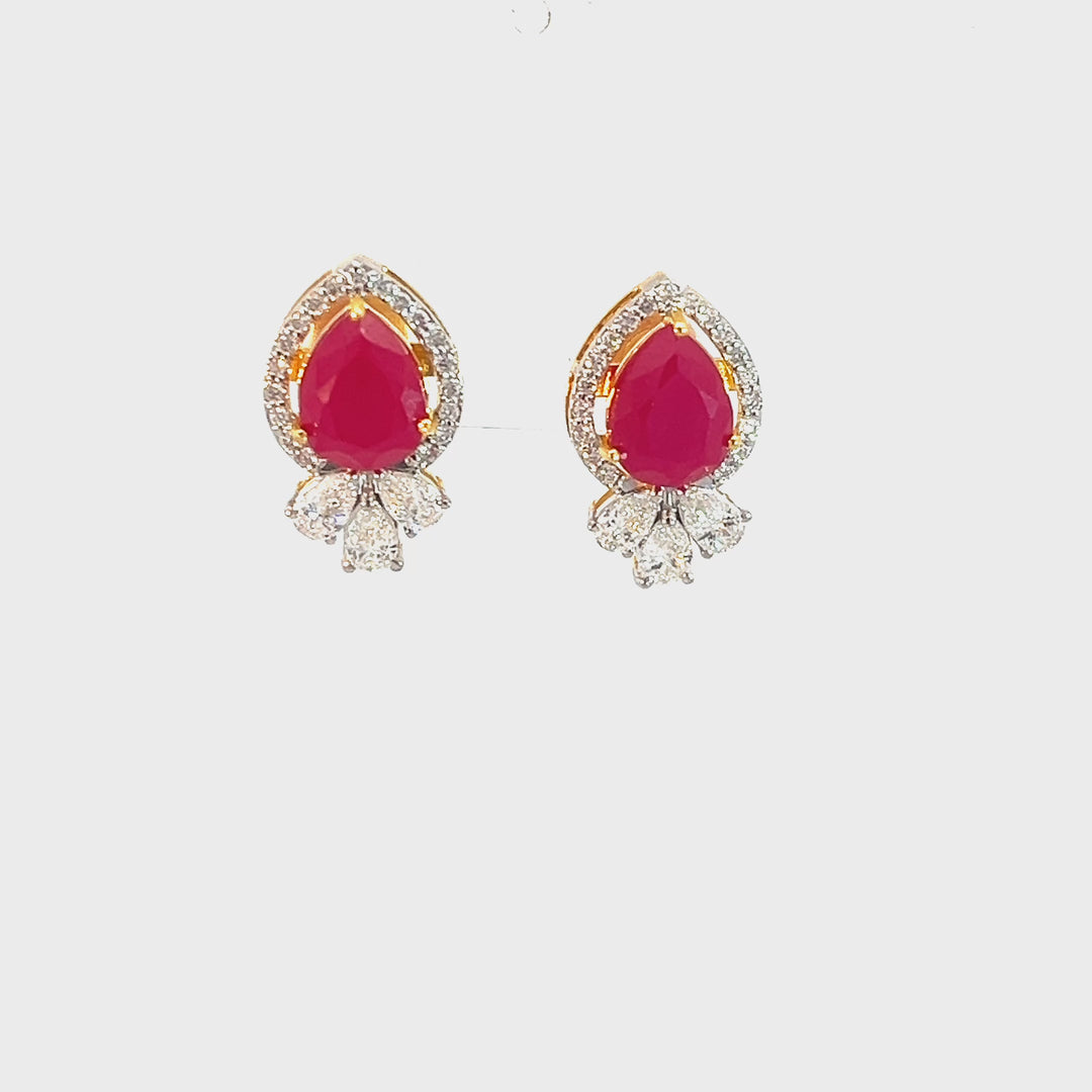 DIAMOND EARRING