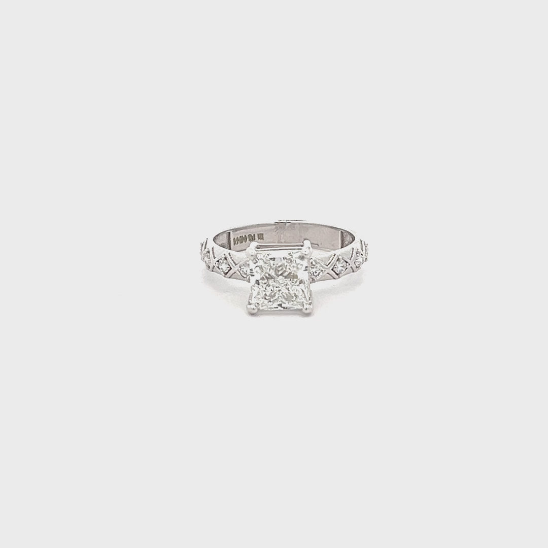 DIAMOND RING