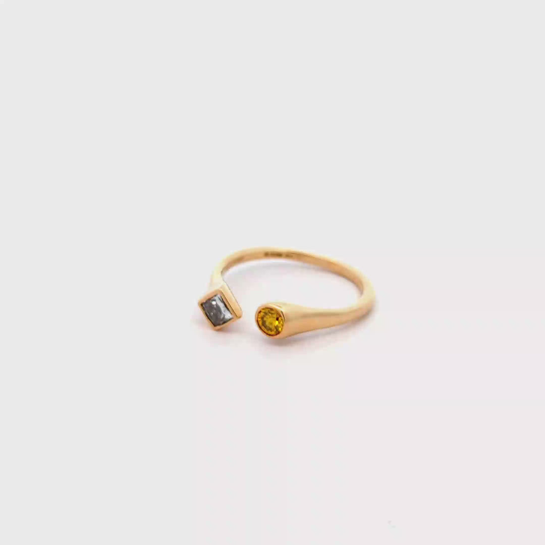 DIAMOND RING