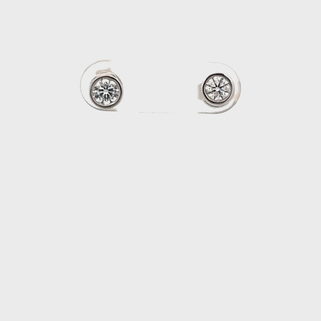 DIAMOND EARRING