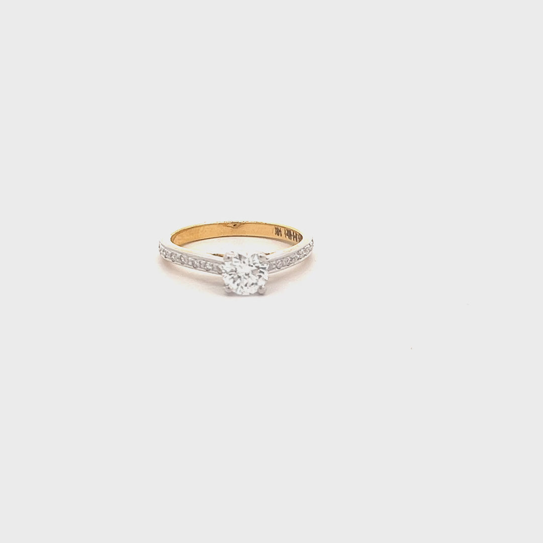 DIAMOND RING